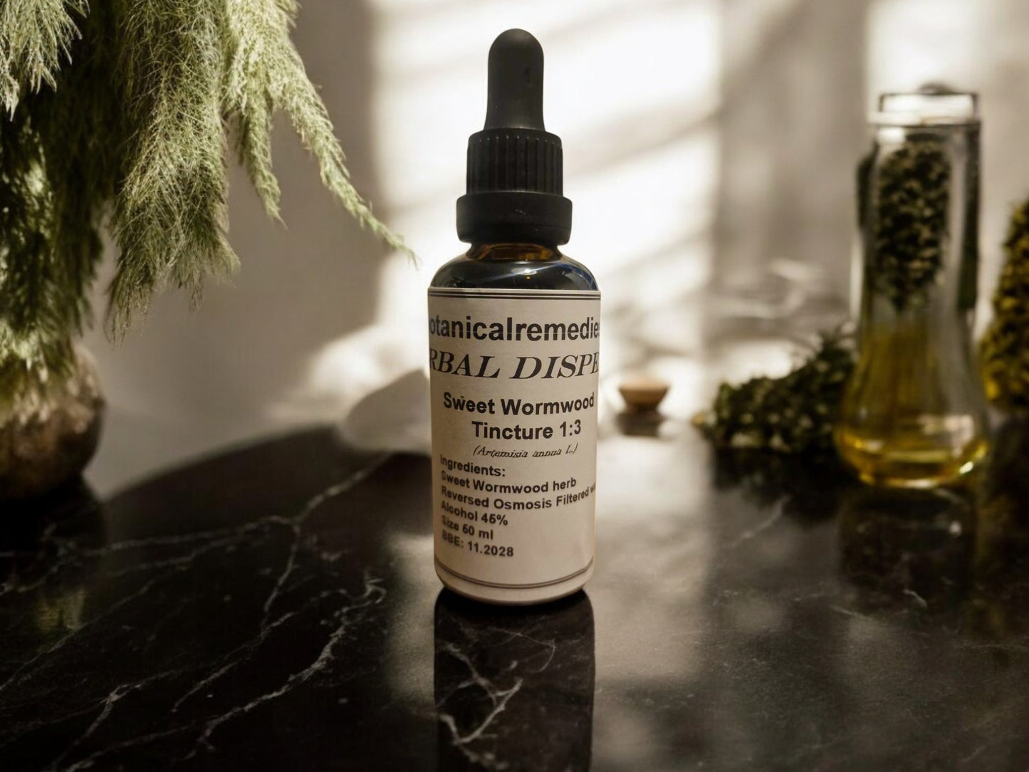 Buy sweet wormwood tincture from Botanical Remedies