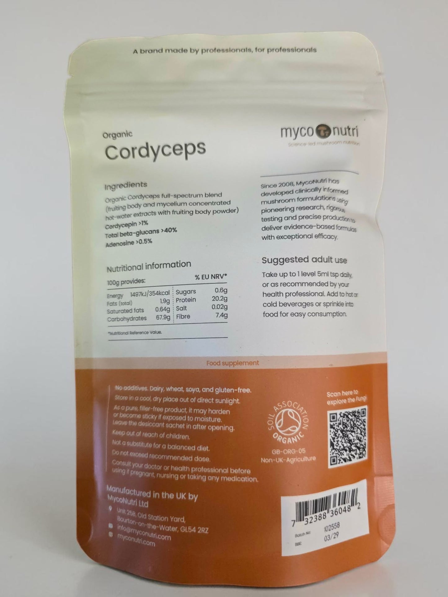 Back label of the MycoNutri Organic Cordyceps 100g powder pouch displaying the full-spectrum blend ingredients and nutritional information. It clearly guarantees clinical yields of >40% total beta-glucans, >1% cordycepin, and >0.5% adenosine, while proudly displaying the Soil Association Organic certification badge