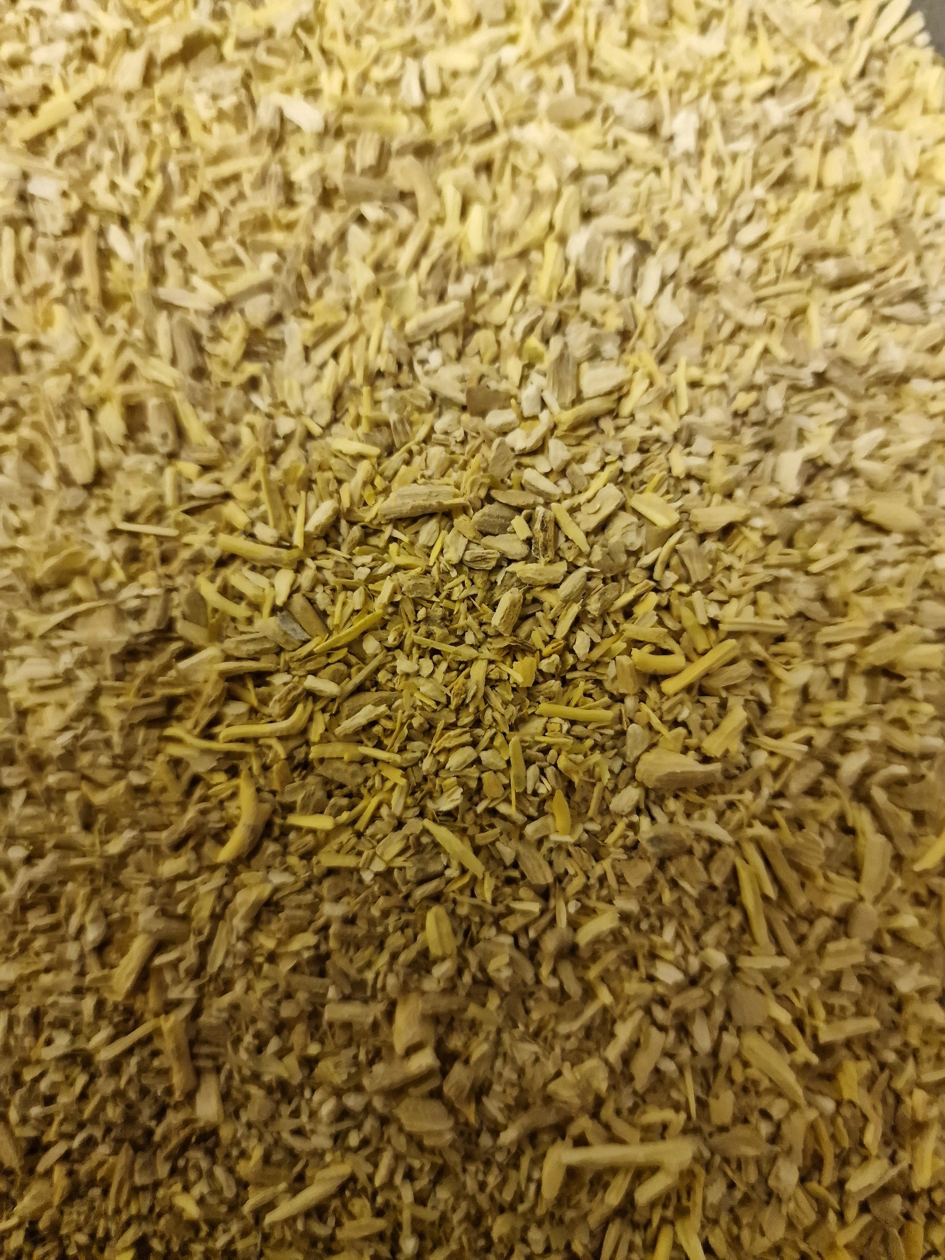 Ashwagandha root dried cut