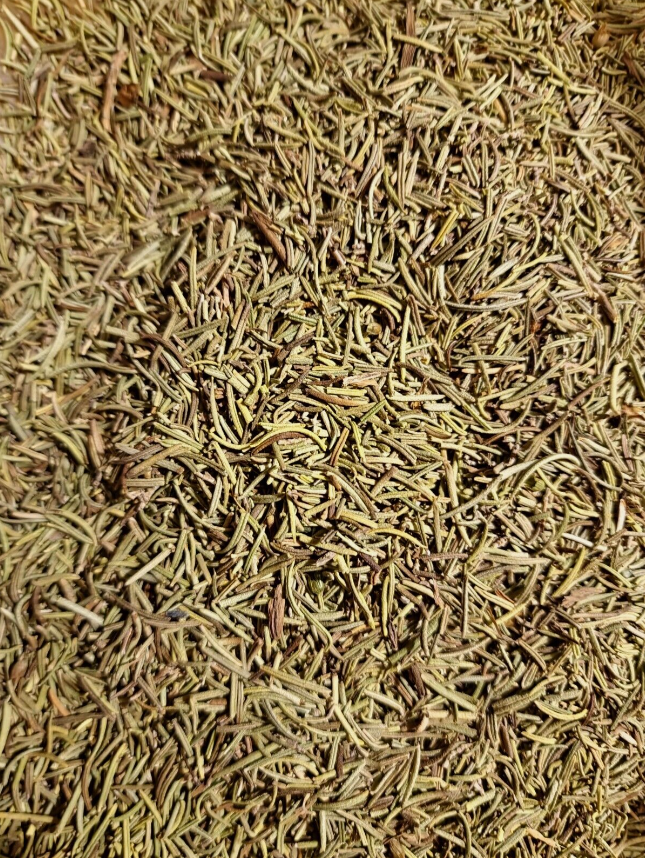 Rosemary leaf tea (Rosmarinus officinalis L.) Lab-proven Quality and Purity