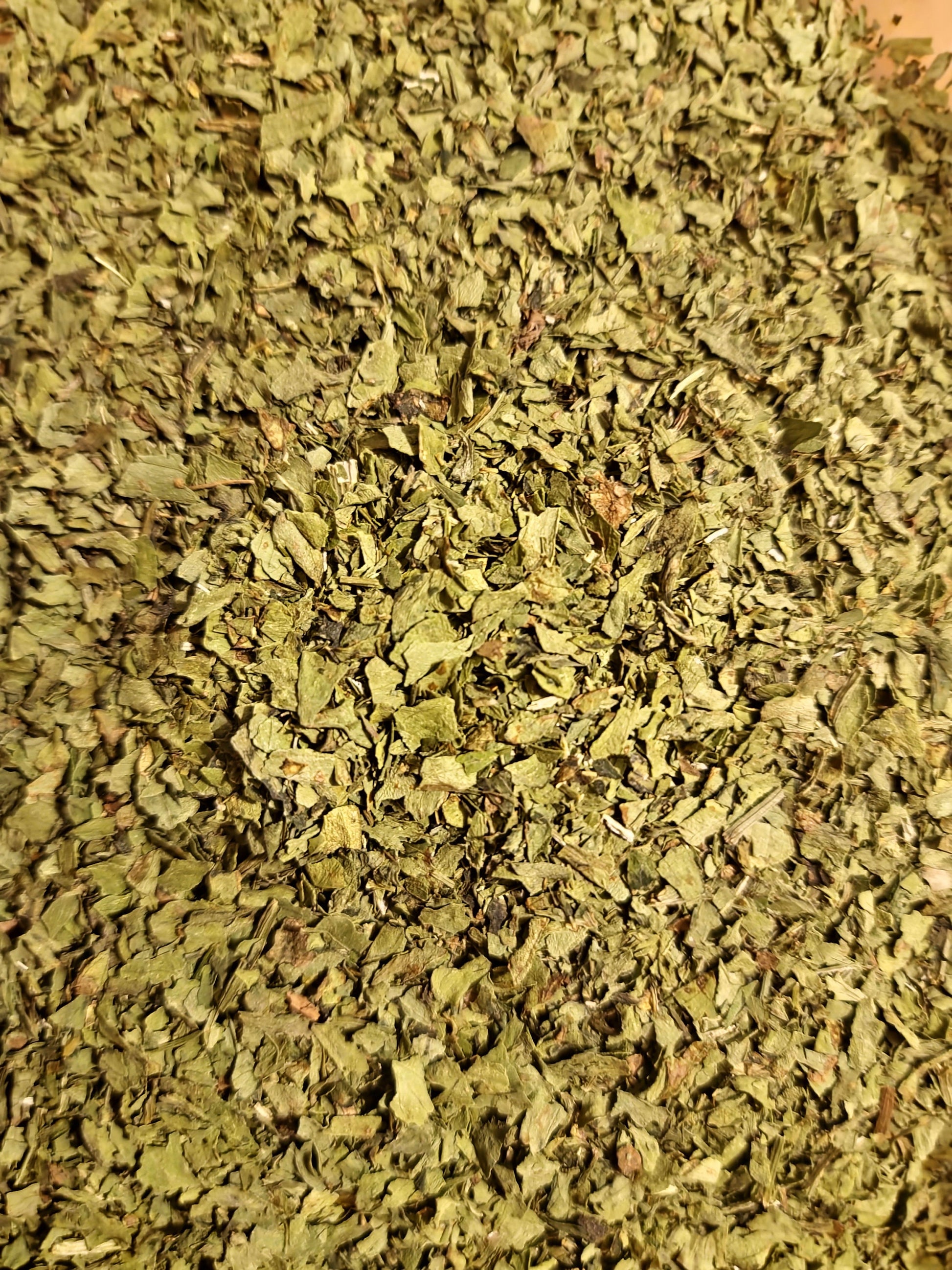 Lovage leaf tea (Levisticum officinale - W.D.J.Koch.) Lab-proven Quality and Purity